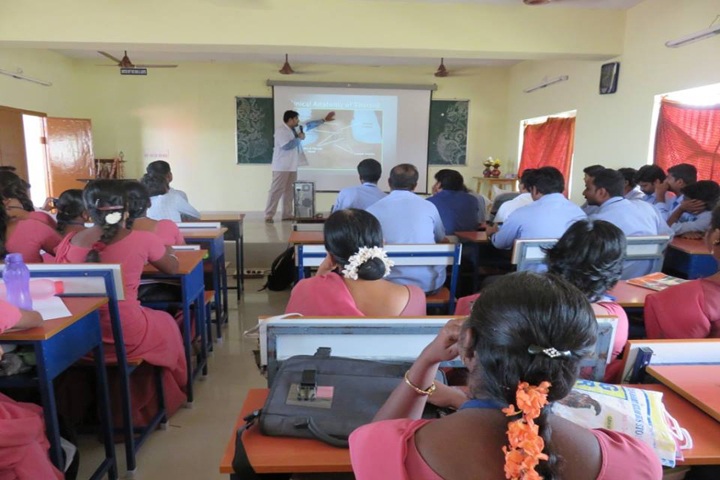 https://cache.careers360.mobi/media/colleges/social-media/media-gallery/12521/2018/12/24/Classroom of Sri Jayendra Saraswathi Ayurveda College and Hospital Chennai_Classroom.jpg